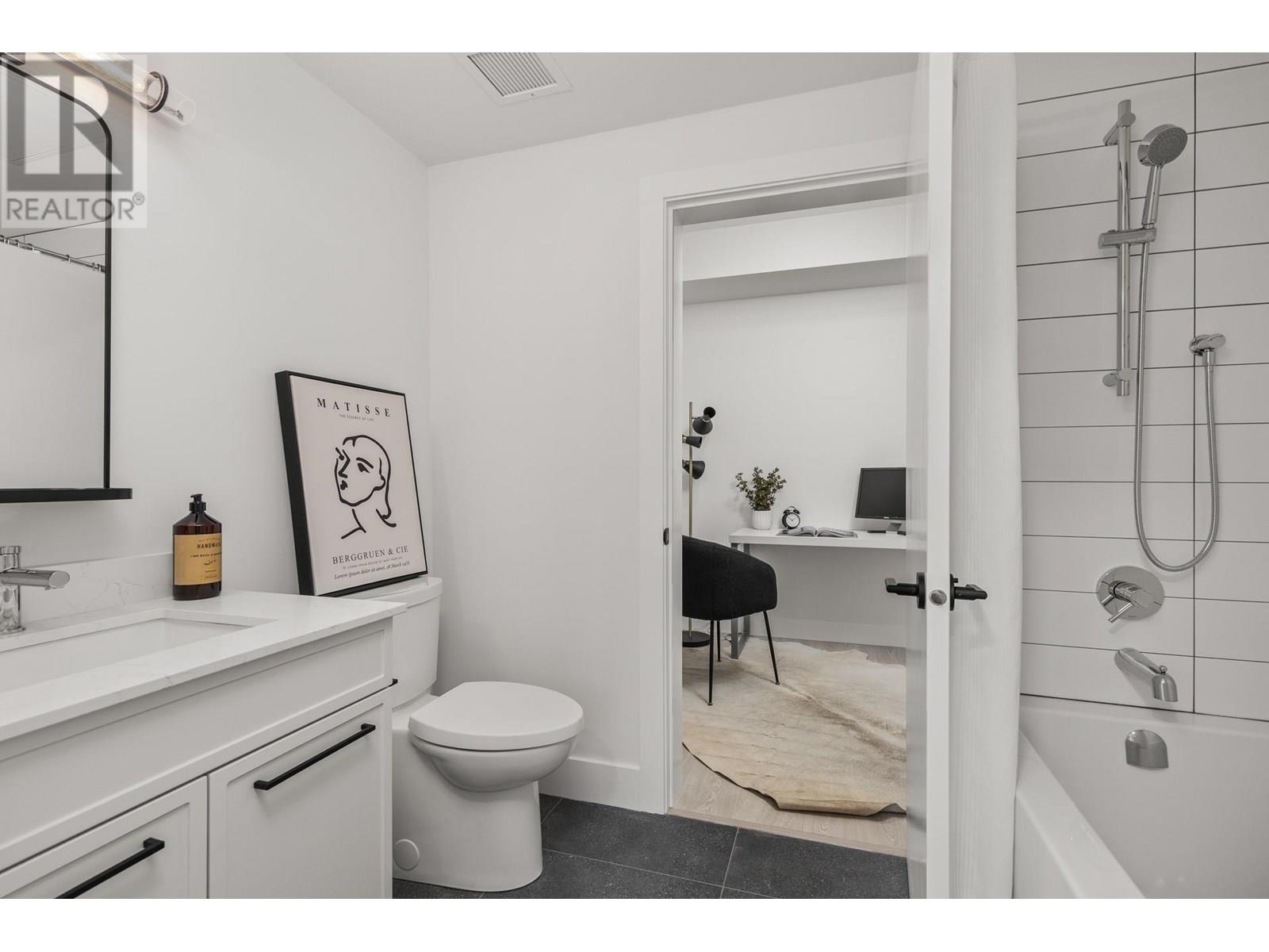406 1220 Pacific Avenue, Kelowna