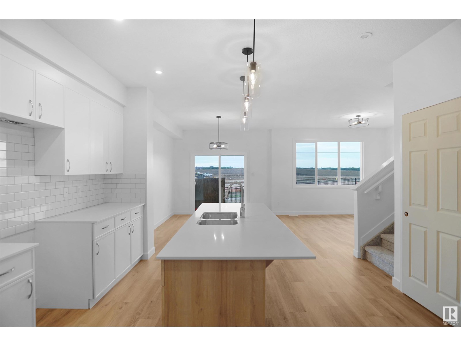 Photo 20 of 2544 211 St Nw, Edmonton AB