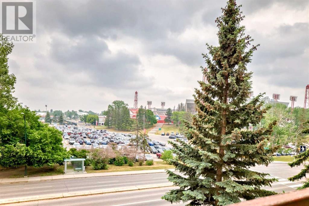 Single Family House for Sale in   University Drive NW University Heights Calgary 