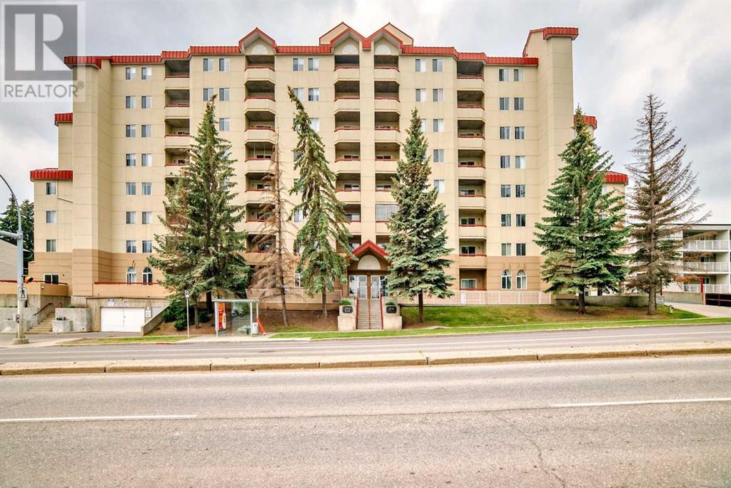 Single Family House for Sale in   University Drive NW University Heights Calgary 