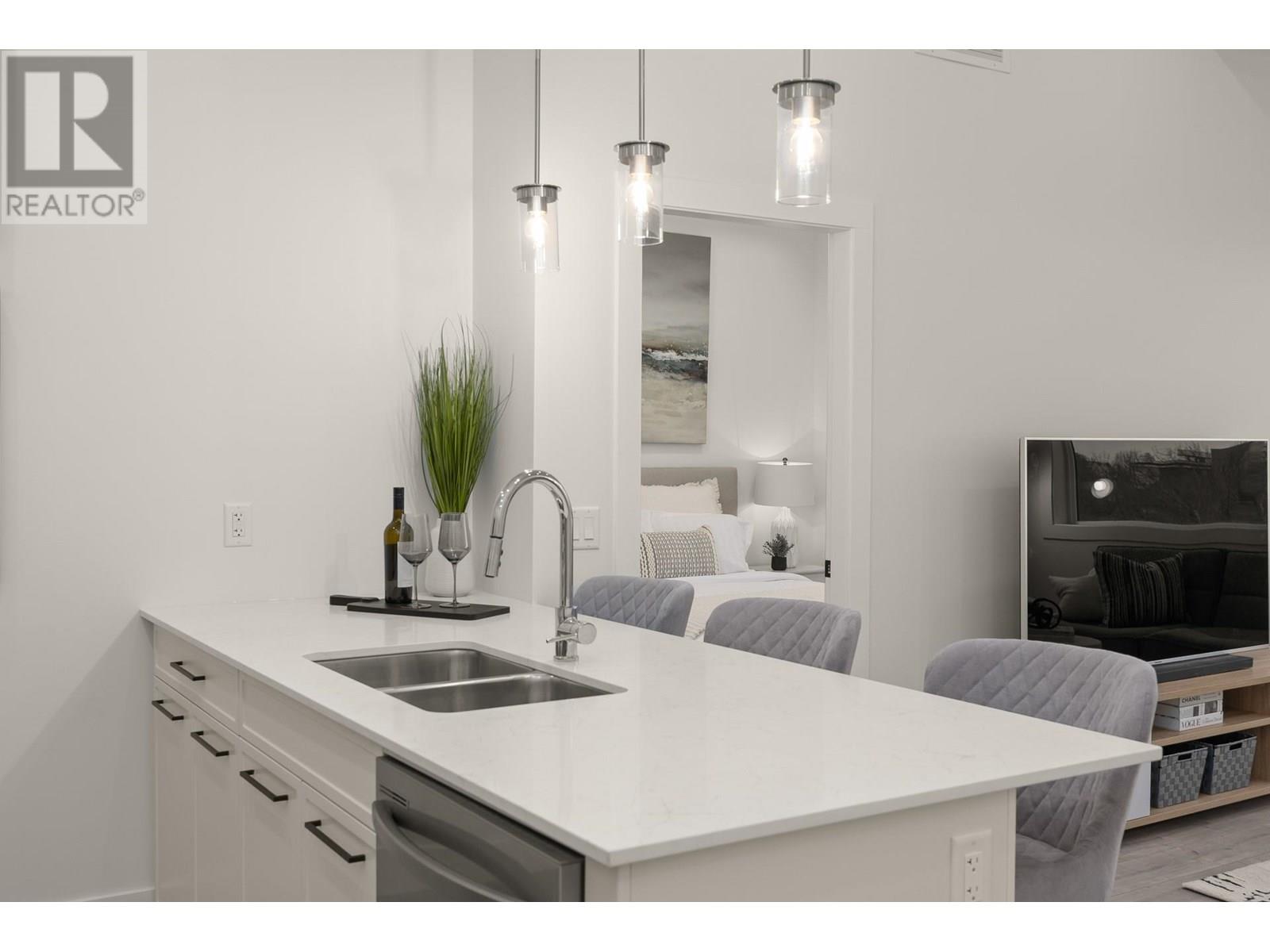 509 1220 Pacific Avenue, Kelowna