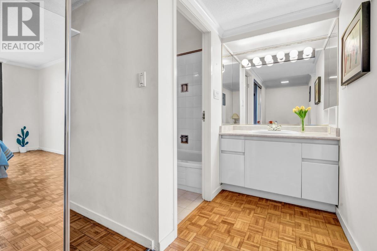 Photo 30 of 512 4900 Cartier Street, Vancouver BC