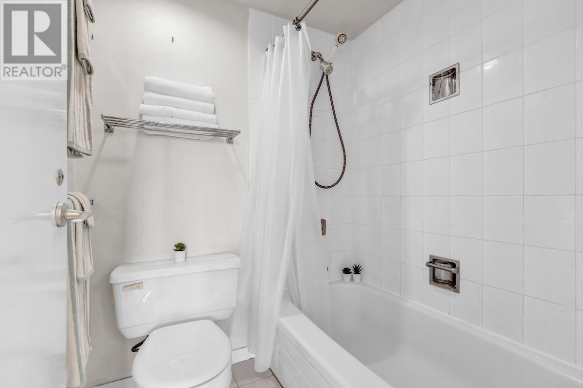 Photo 27 of 512 4900 Cartier Street, Vancouver BC