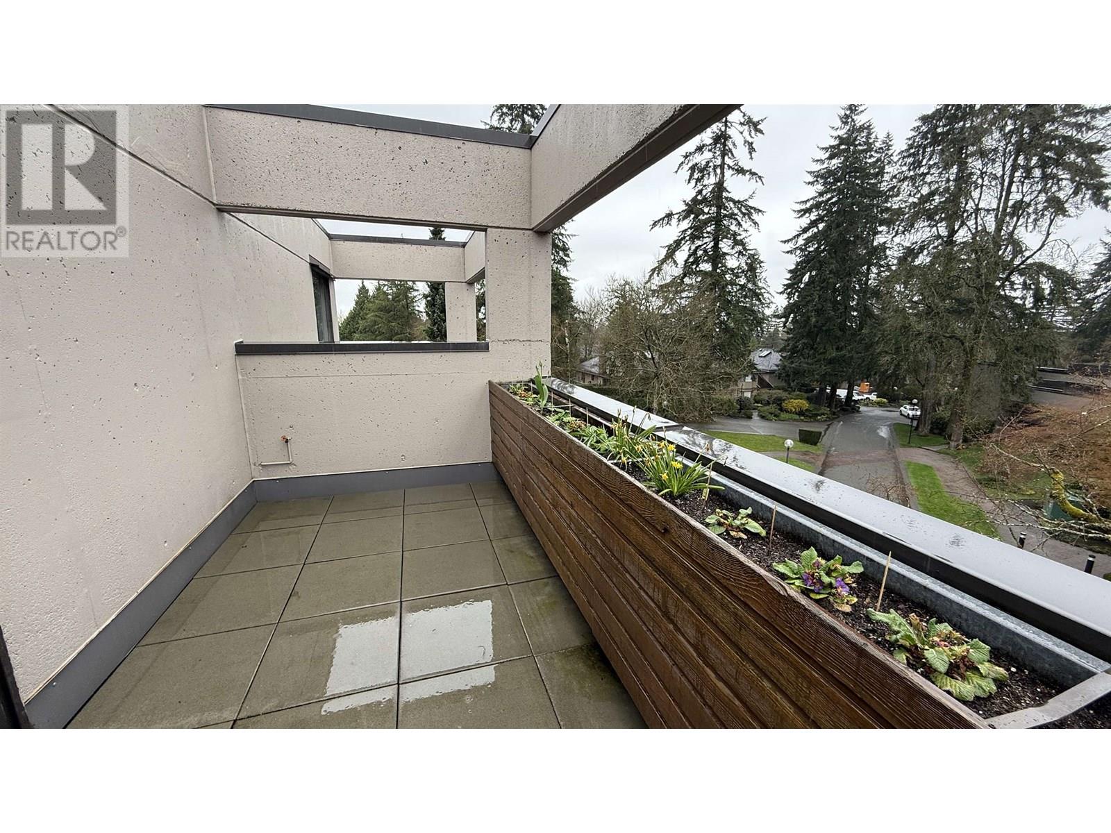 Photo 16 of 512 4900 Cartier Street, Vancouver BC