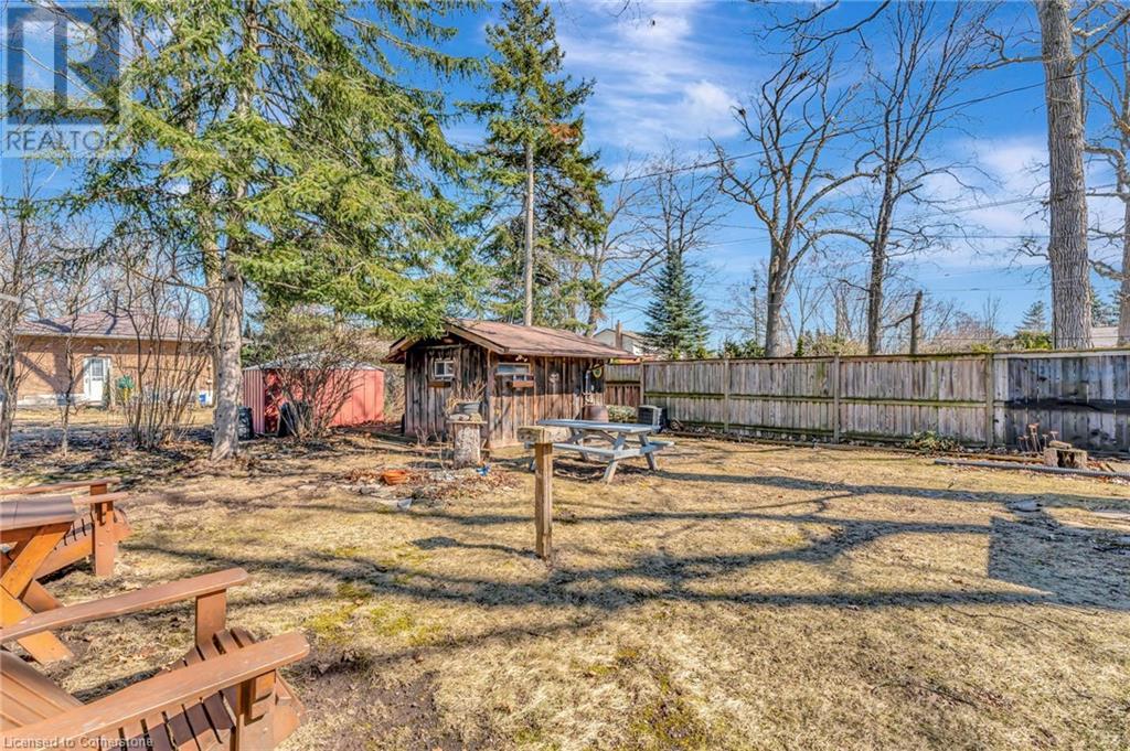 Photo 30 of 429 Norrie Crescent, Burlington ON