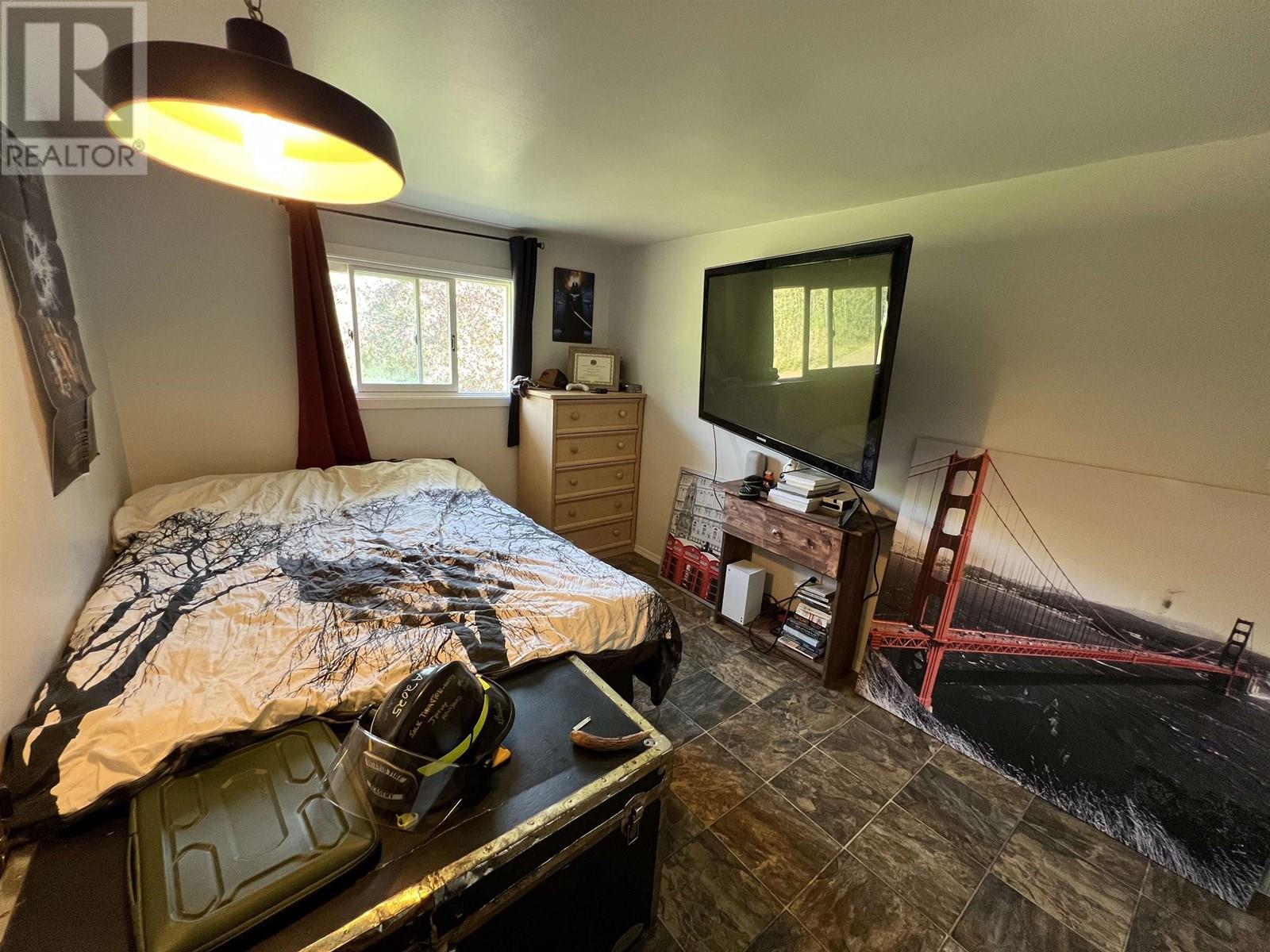 16 WALSH ROAD - 27