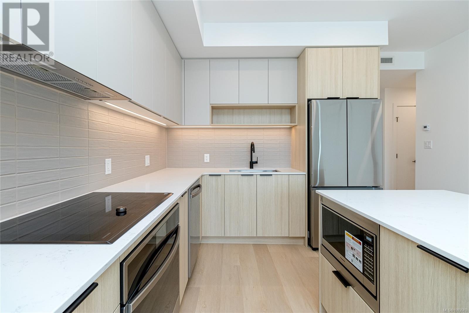 Photo 6 of 310 3564 B Ryder Hesjedal Way, Colwood BC