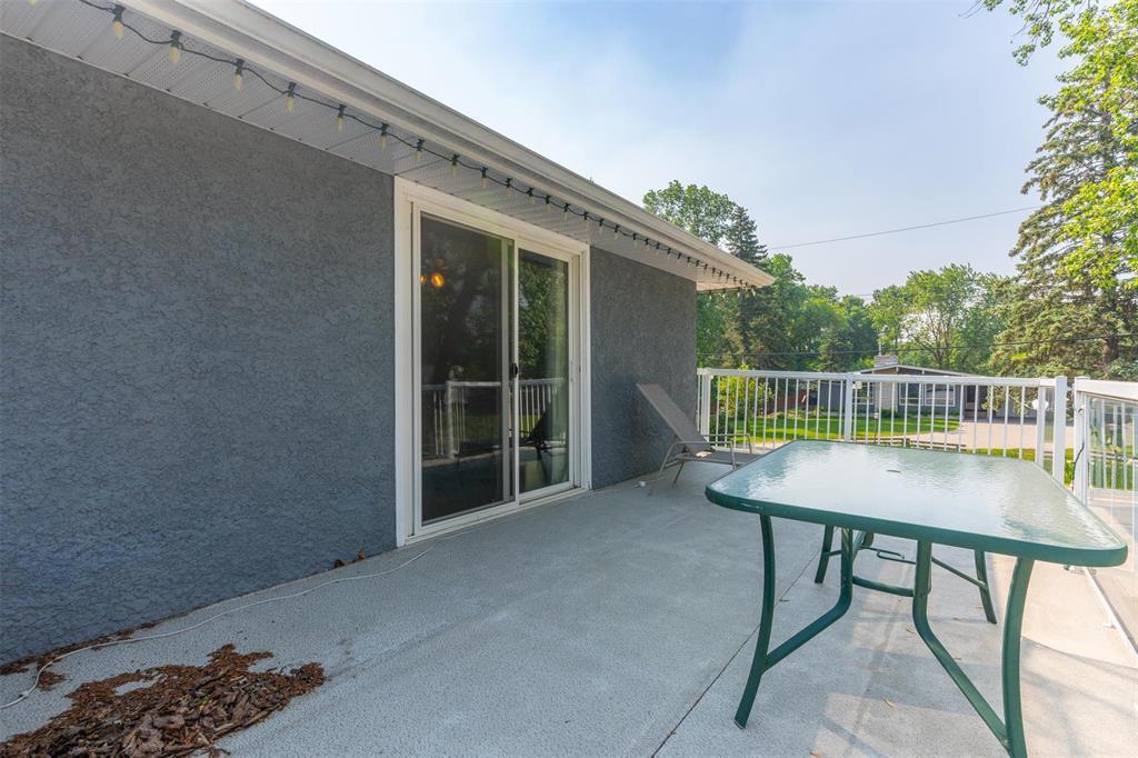 Photo 31 of 556 Greenbrier Avenue, Winnipeg MB