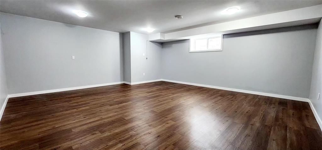 Photo 8 of 110 Hazelton Drive, Winnipeg MB