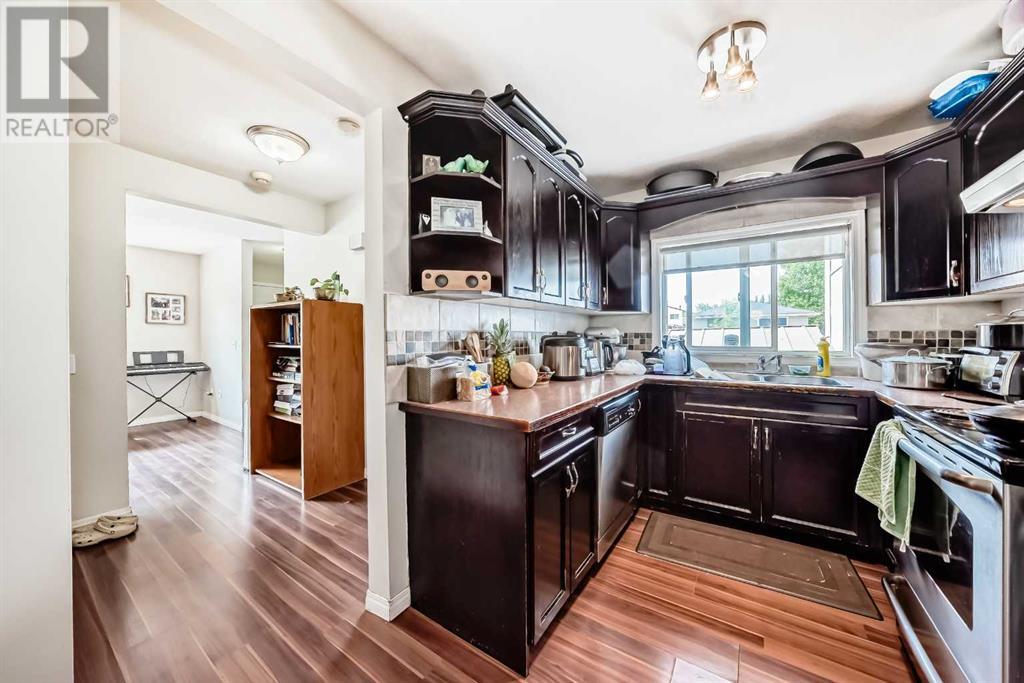 Single Family House for Sale in  A Avenue SE Forest Heights Calgary 