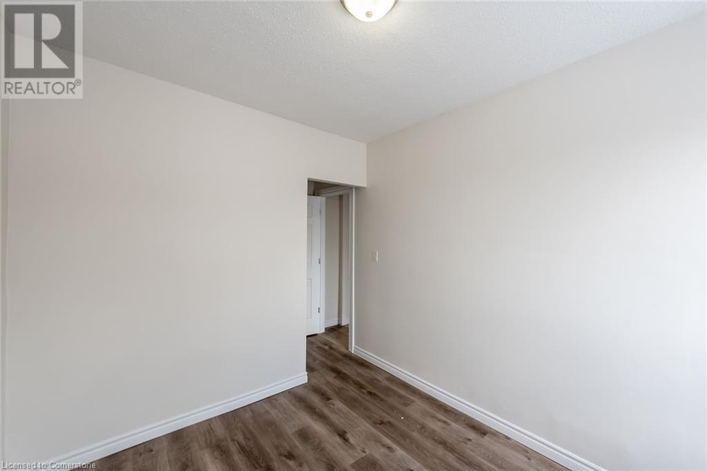 Photo 14 of 191 Sherman Avenue S Unit 2, Hamilton ON