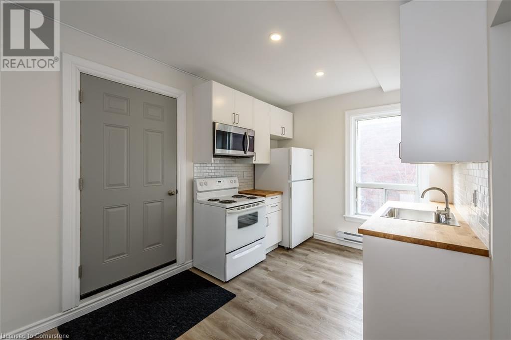 Photo 3 of 191 Sherman Avenue S Unit 2, Hamilton ON
