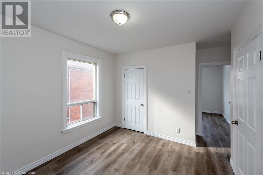 Photo 8 of 191 Sherman Avenue S Unit 2, Hamilton ON