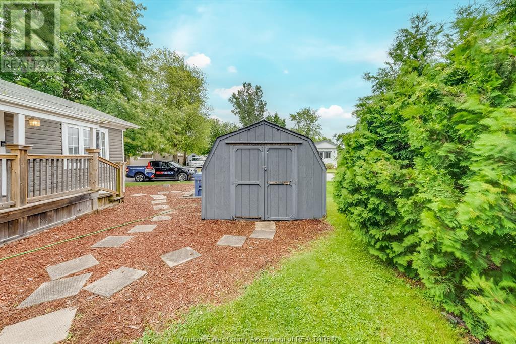 Photo 28 of 200 Steven Court, Essex ON