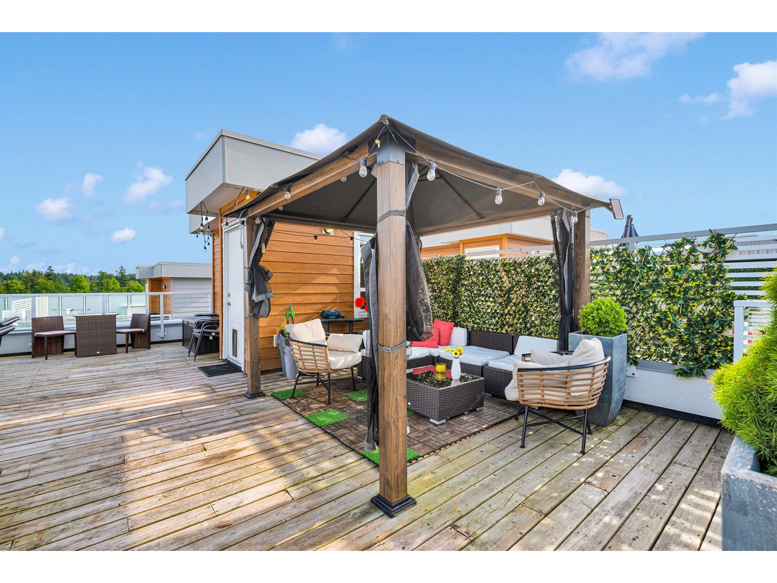 29 19628 55A AVENUE, Langley