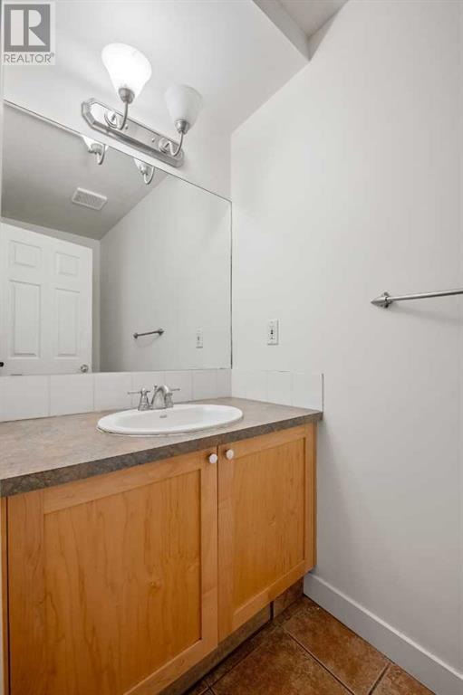 Single Family House Loft for Sale in    Avenue SE Beltline Calgary 