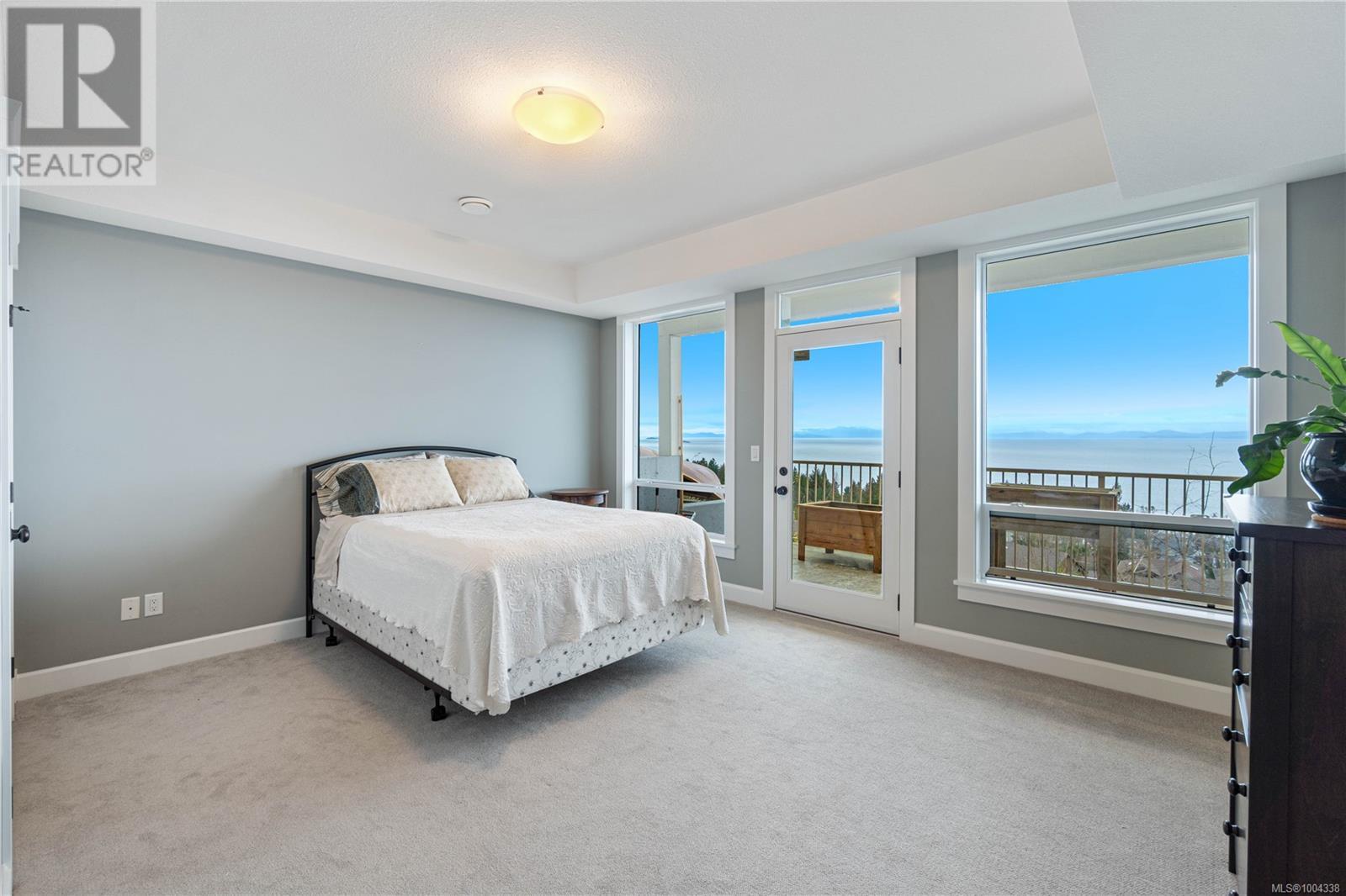 Photo 21 of 5340 Royal Sea View, Nanaimo BC