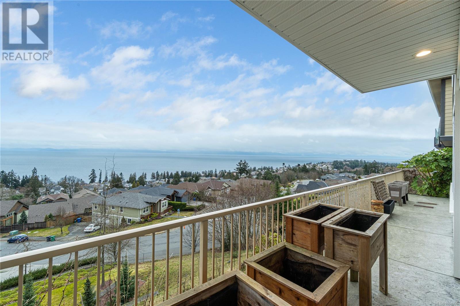 Photo 25 of 5340 Royal Sea View, Nanaimo BC