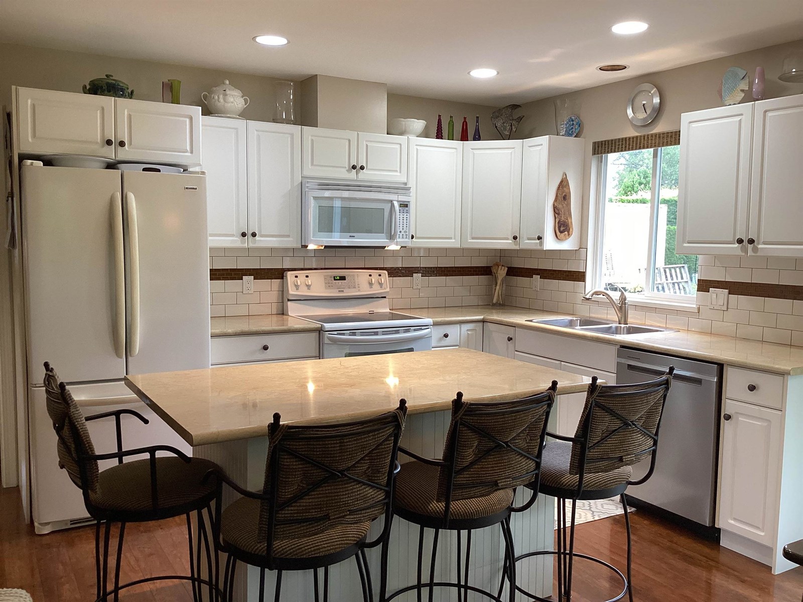 Photo 18 of 1187 King George Boulevard, Surrey BC