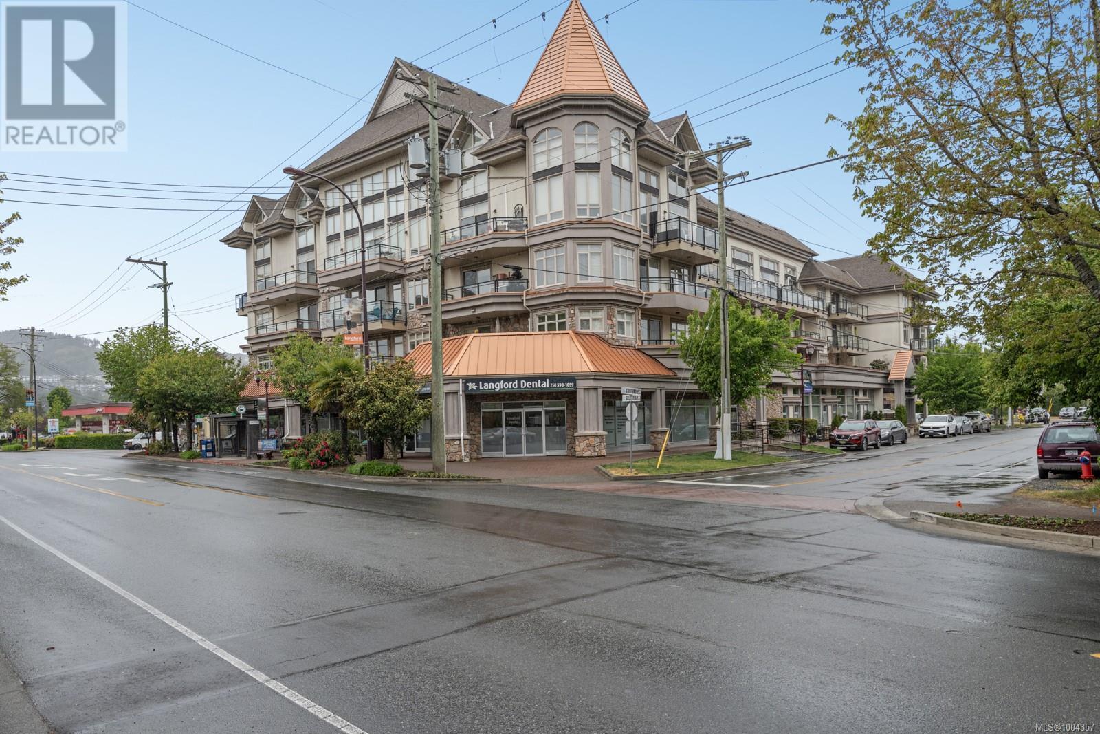 Photo 12 of 407 866 Goldstream Ave, Langford BC