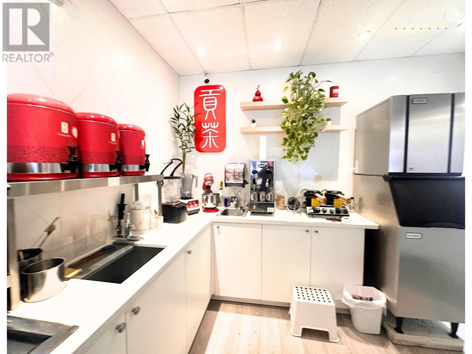 559 W PENDER STREET, Vancouver