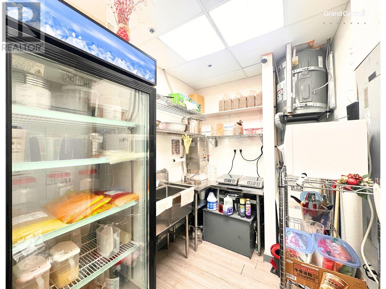 559 W PENDER STREET, Vancouver