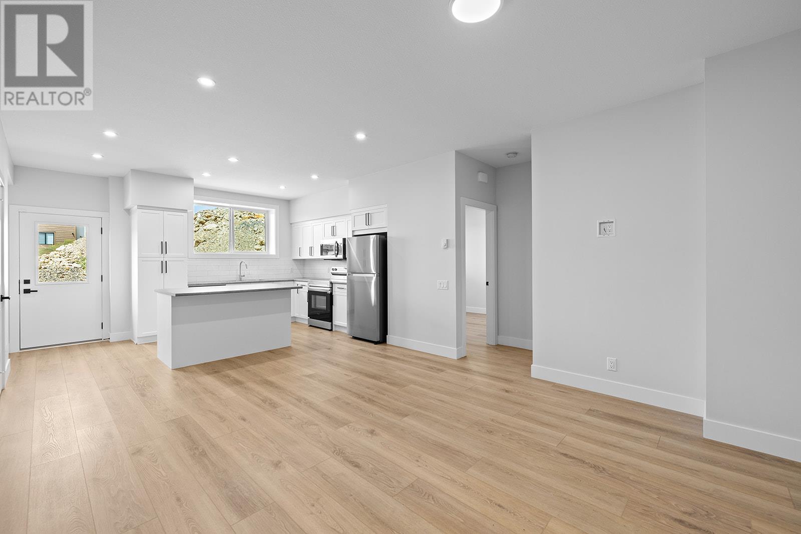 Photo 41 of 1165 Lone Pine Drive, Kelowna BC