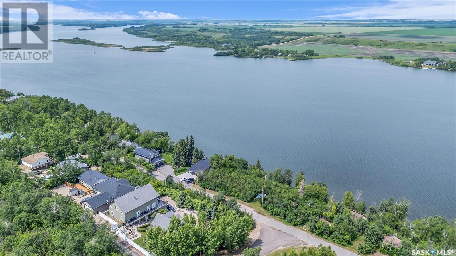 Photo 5 of 413 Byng Avenue, Wakaw Lake SK