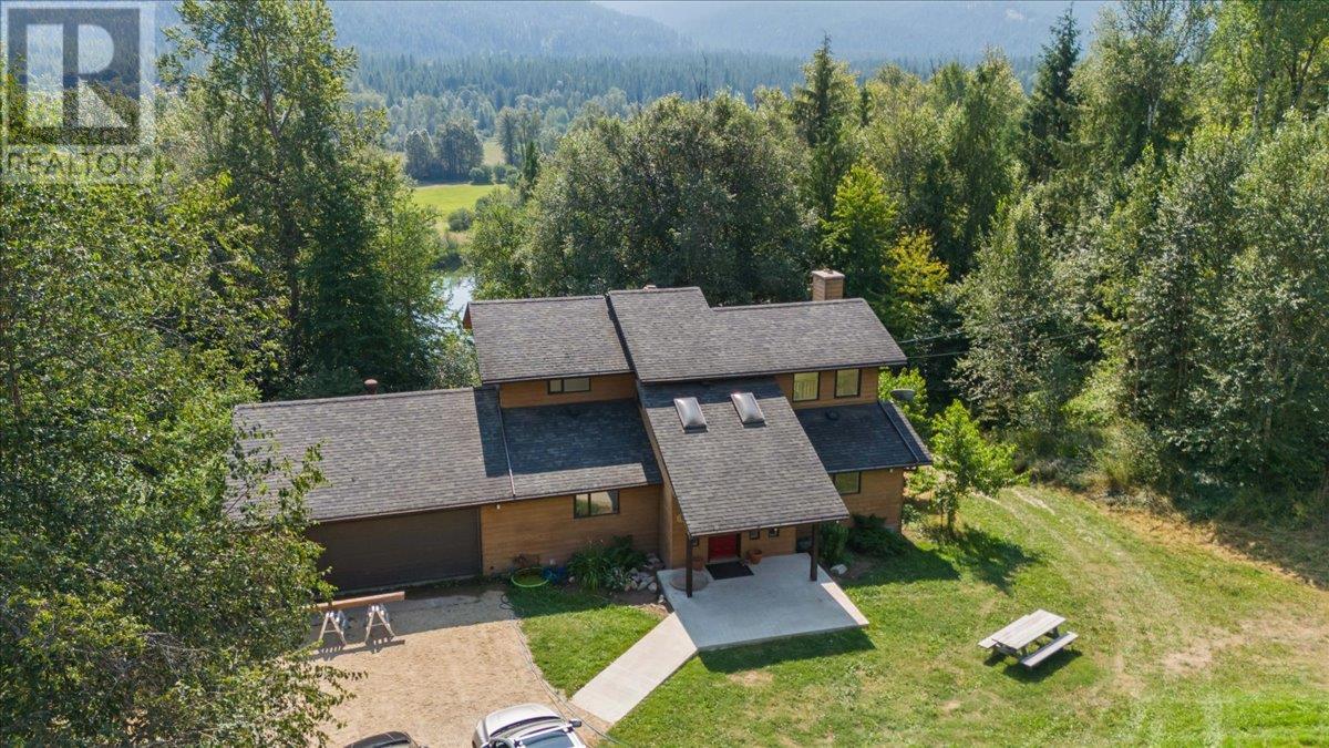 Photo 15 of 6172 Slocan River Road, Winlaw BC