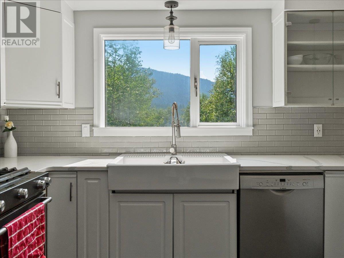 Photo 48 of 6172 Slocan River Road, Winlaw BC