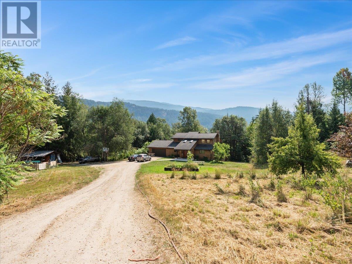 Photo 14 of 6172 Slocan River Road, Winlaw BC