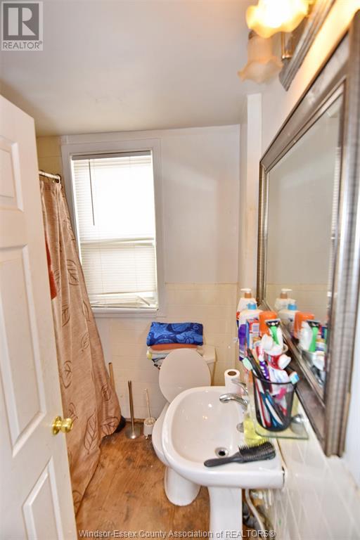 Photo 7 of 1441 Ellis East, Windsor ON