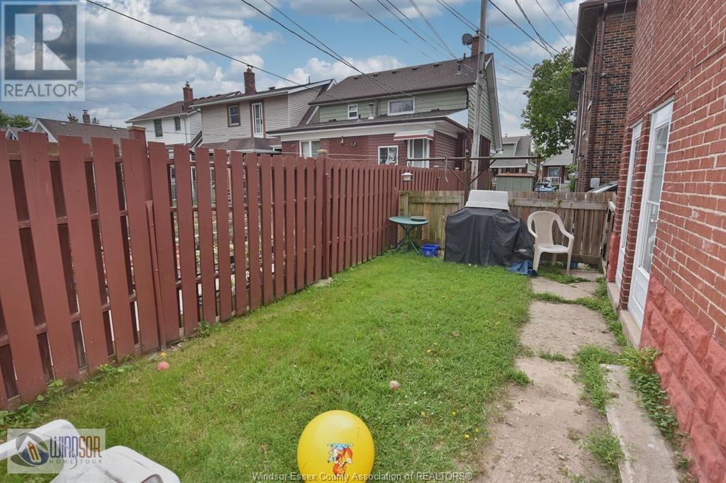 Photo 8 of 1441 Ellis East, Windsor ON