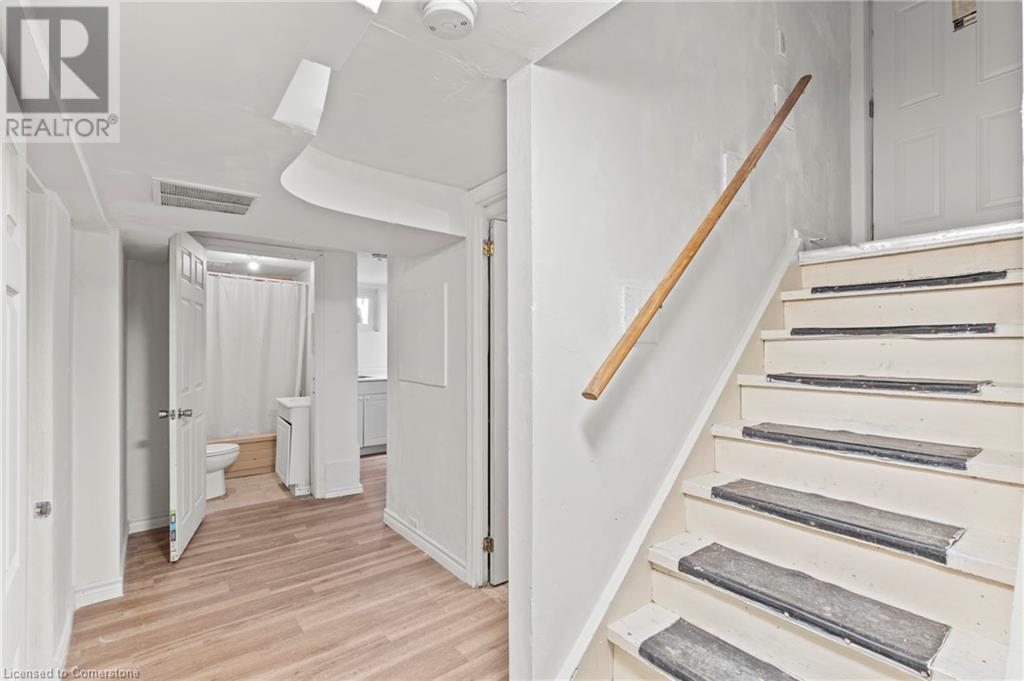 Photo 16 of 50 West 4th Street, Hamilton ON