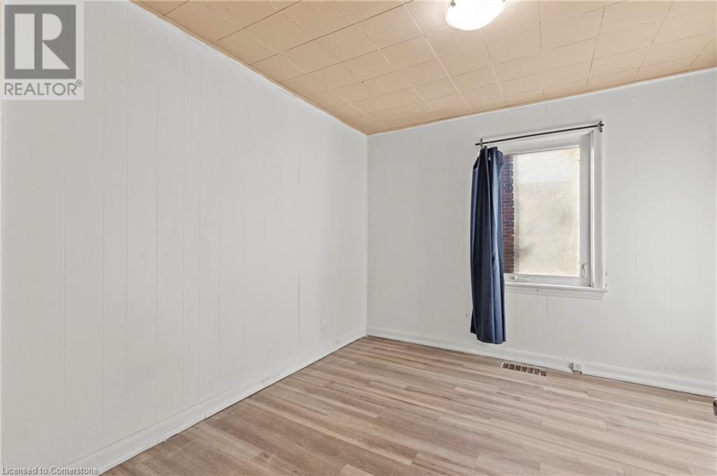 Photo 10 of 50 West 4th Street, Hamilton ON