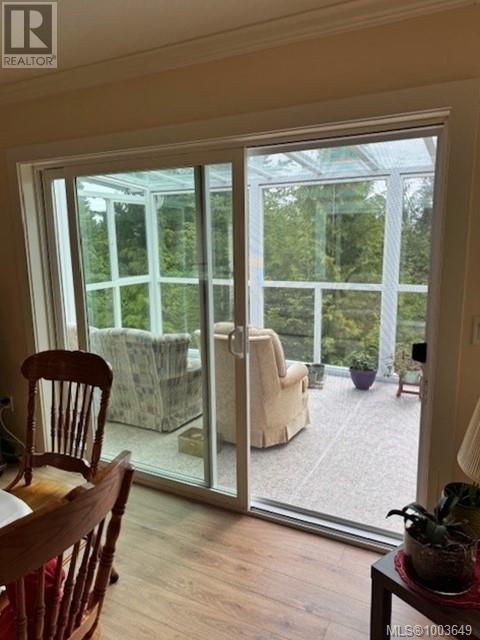 Photo 4 of 1702 Country Rd, Qualicum Beach BC
