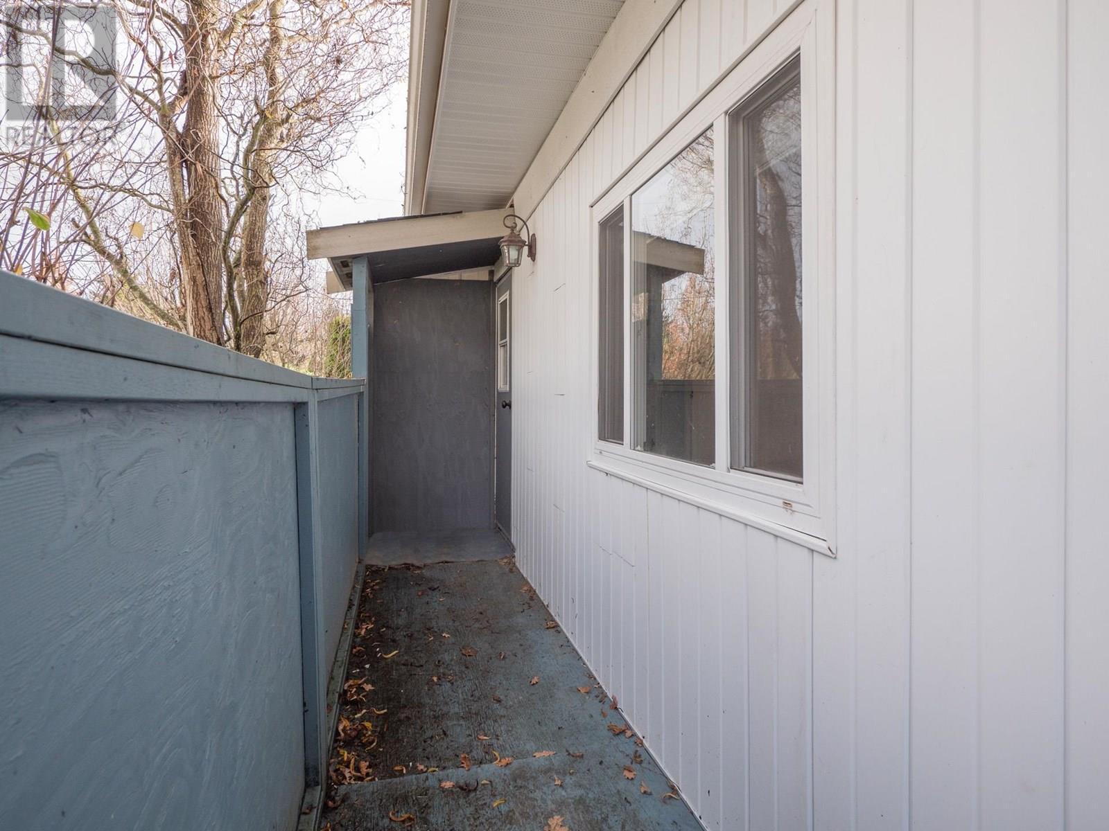 747 CASCADE CRESCENT, Gibsons
