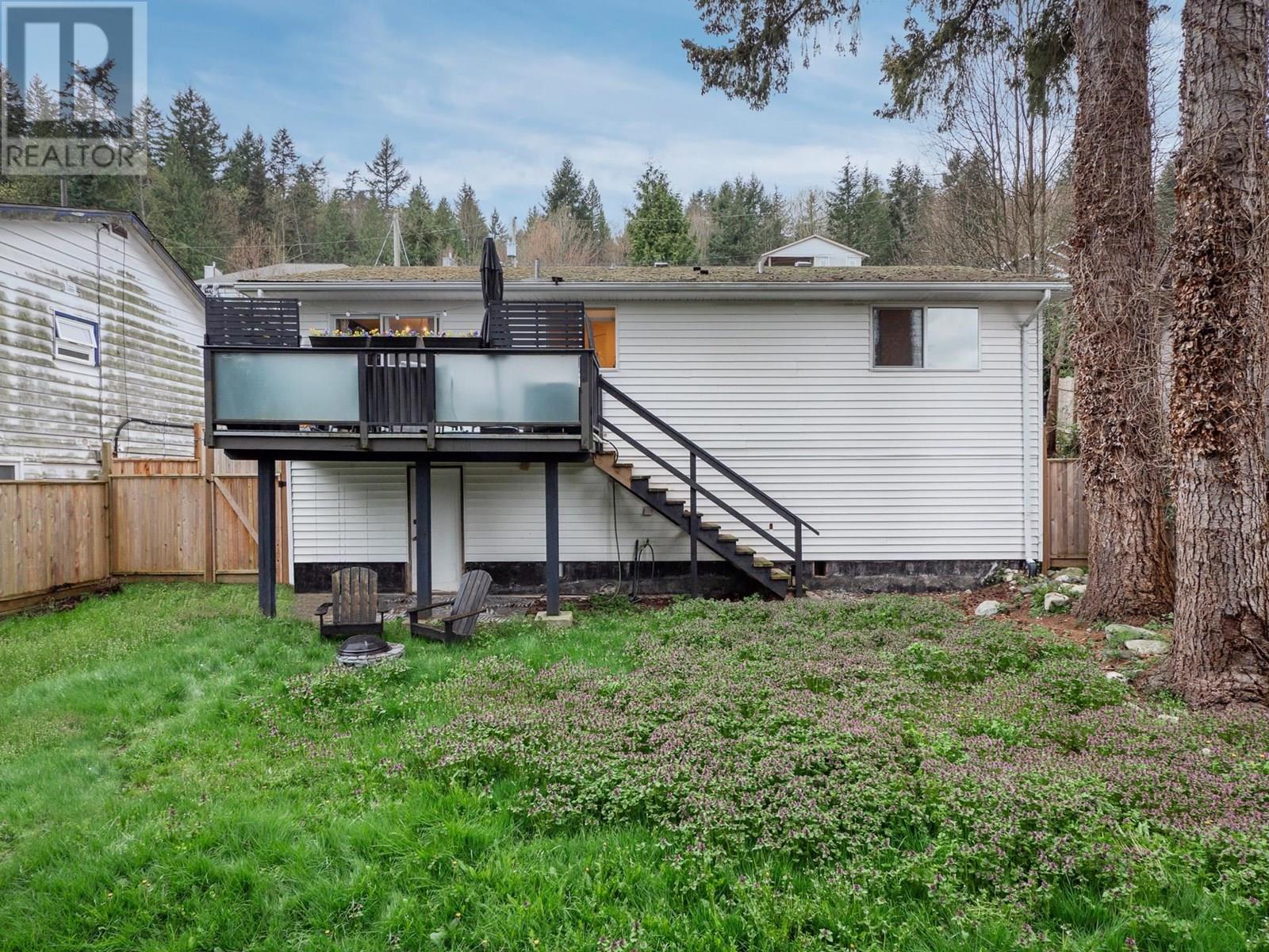 617 GOWER POINT ROAD, Gibsons