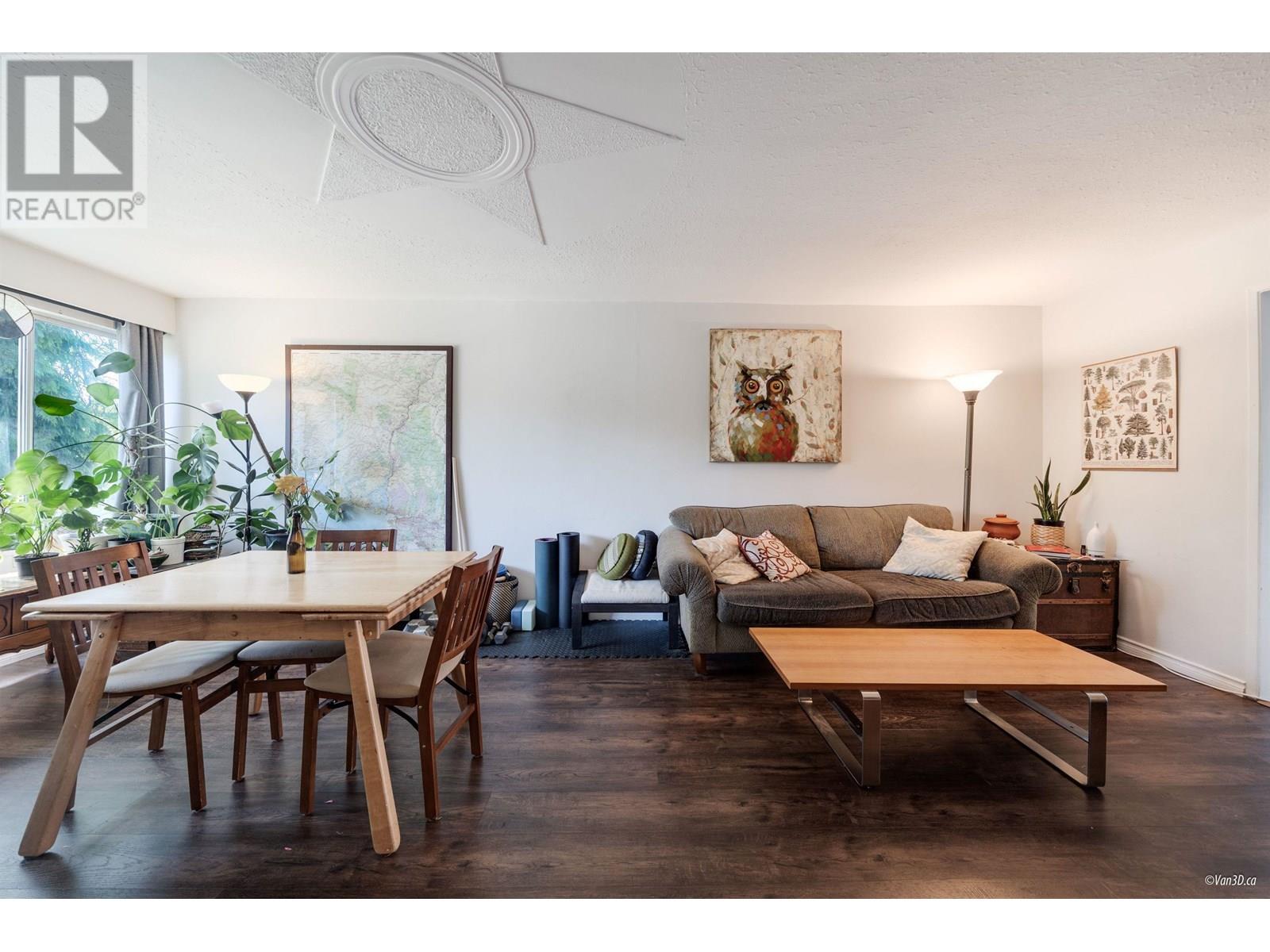 Photo 10 of 2611 Parker Street, Vancouver BC