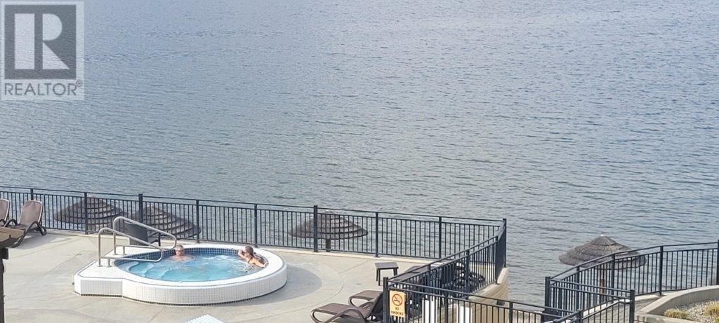 302 4200 Lakeshore Drive Drive, Osoyoos