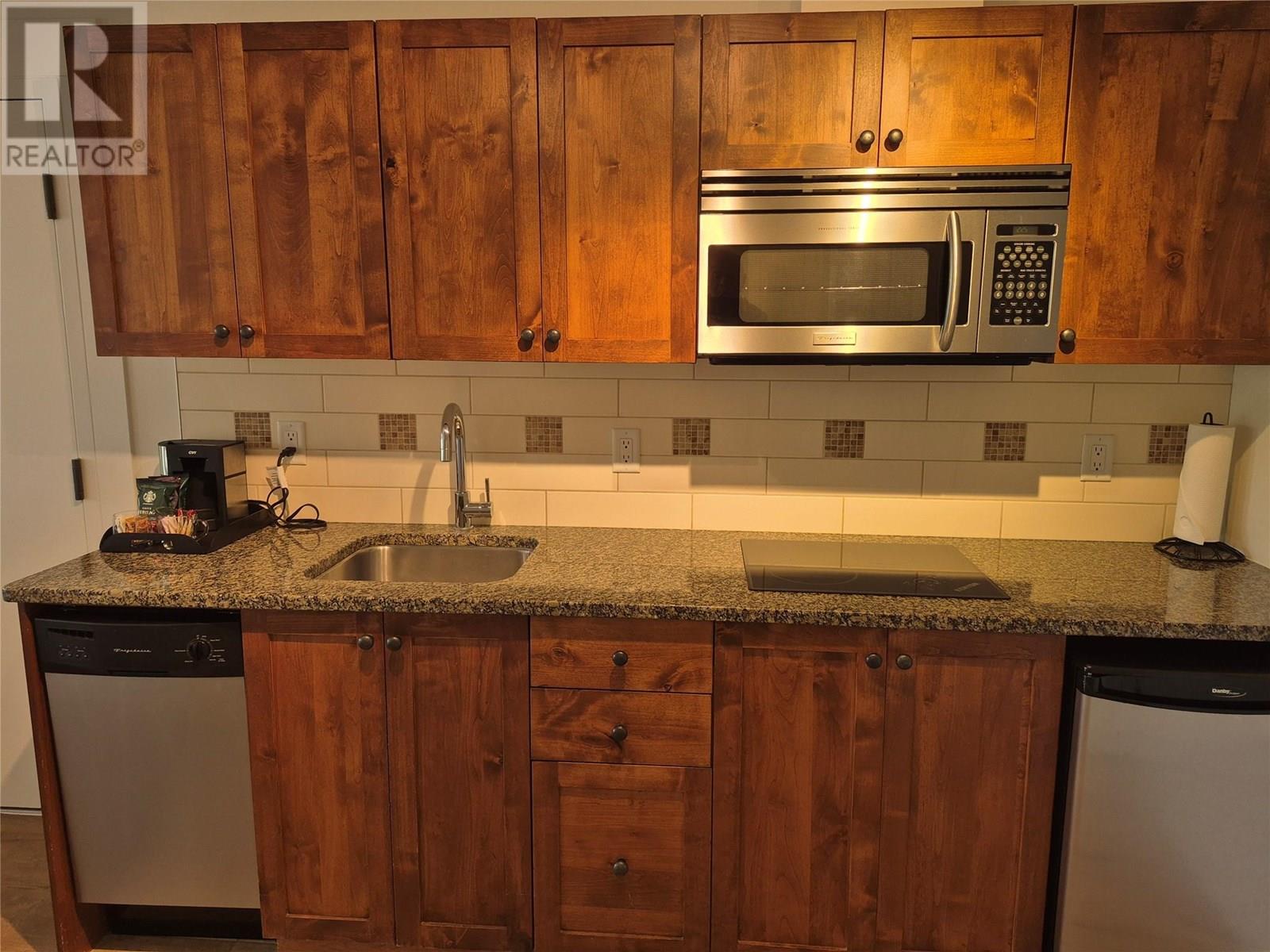 #302 4200 Lakeshore Drive Drive - 7