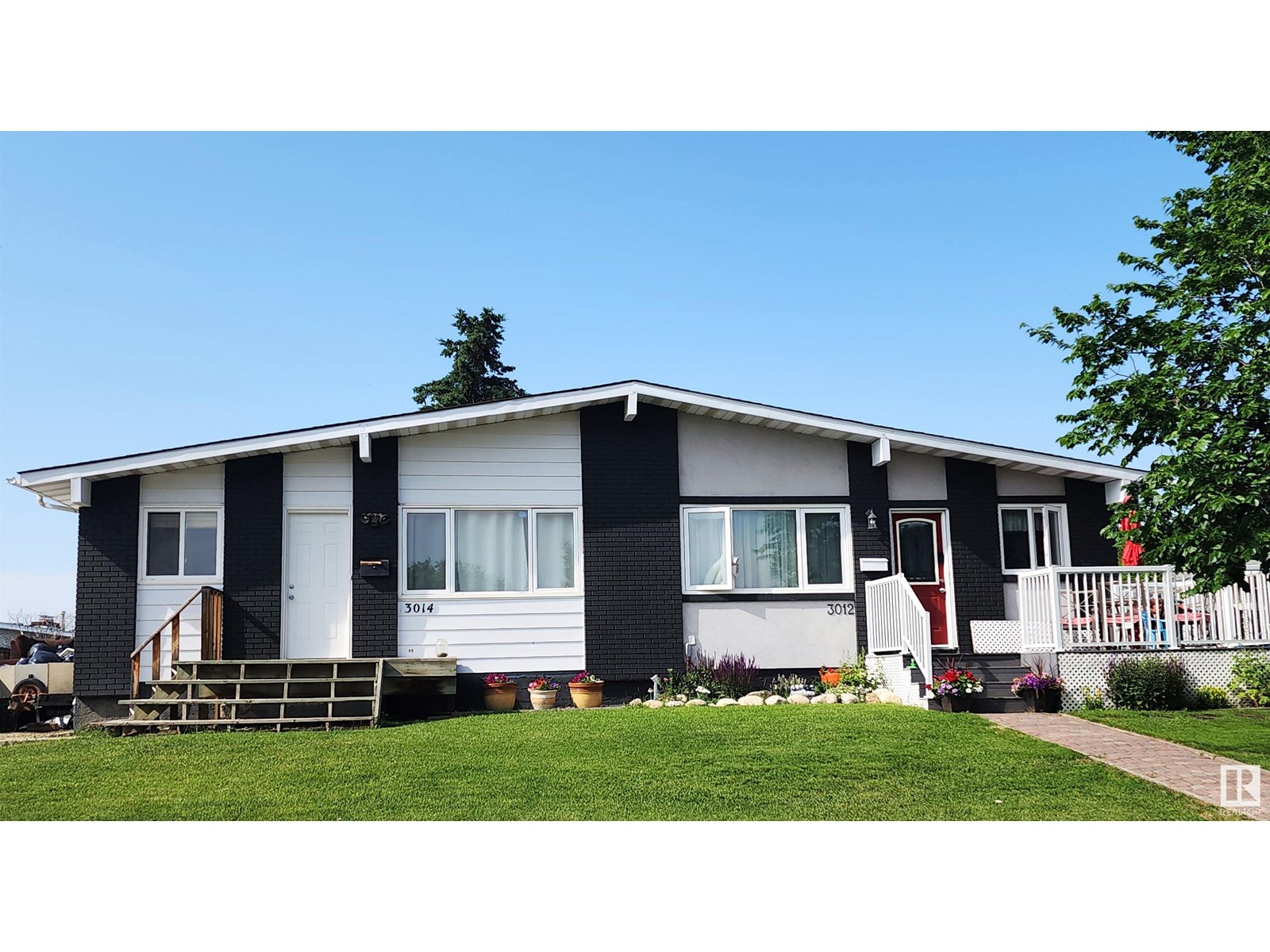 Single Family House Bungalow for Sale in   AV NW Edmonton 