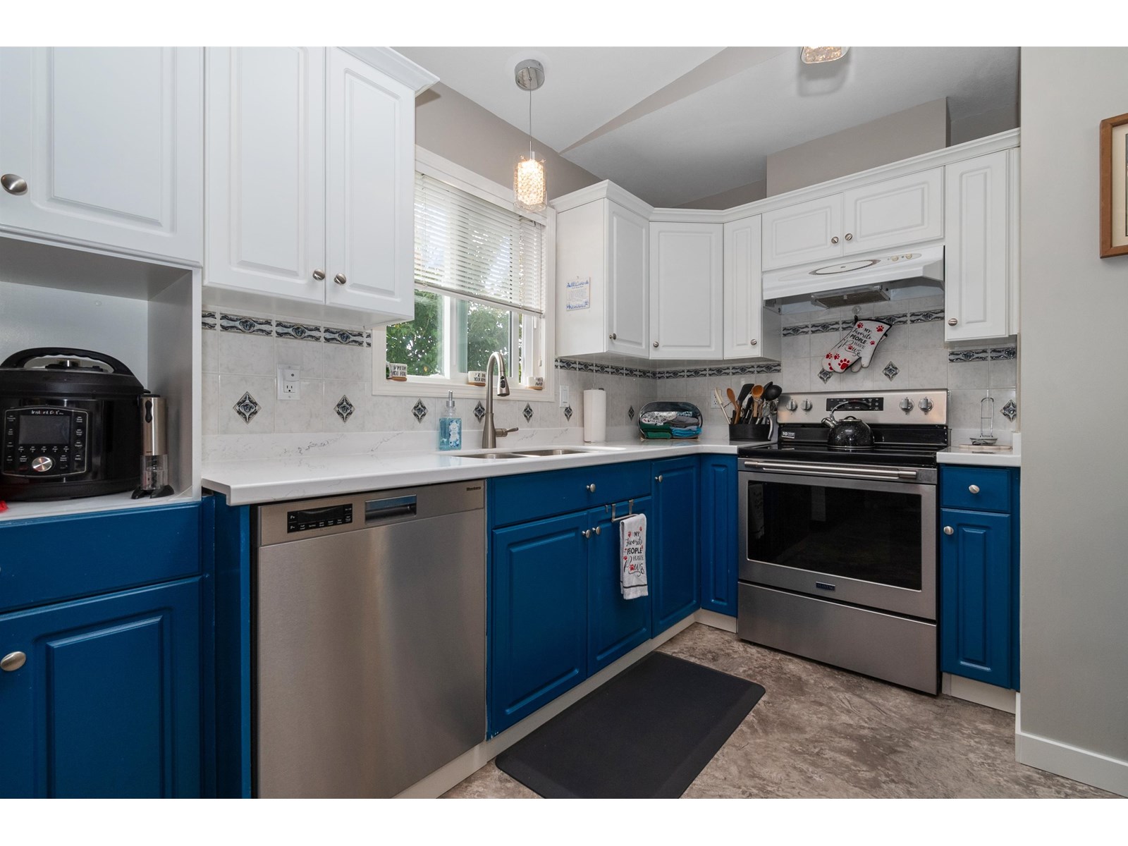 Photo 10 of 33 45918 Knight Road Sardis East Vedder, Chilliwack BC