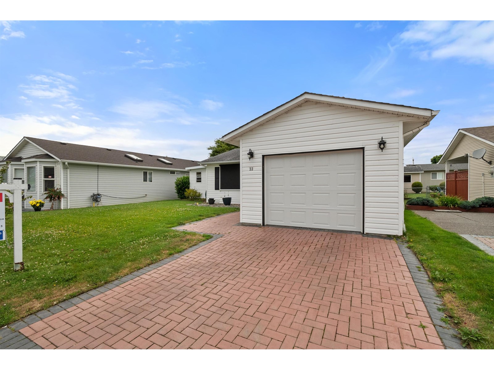 Photo 2 of 33 45918 Knight Road Sardis East Vedder, Chilliwack BC