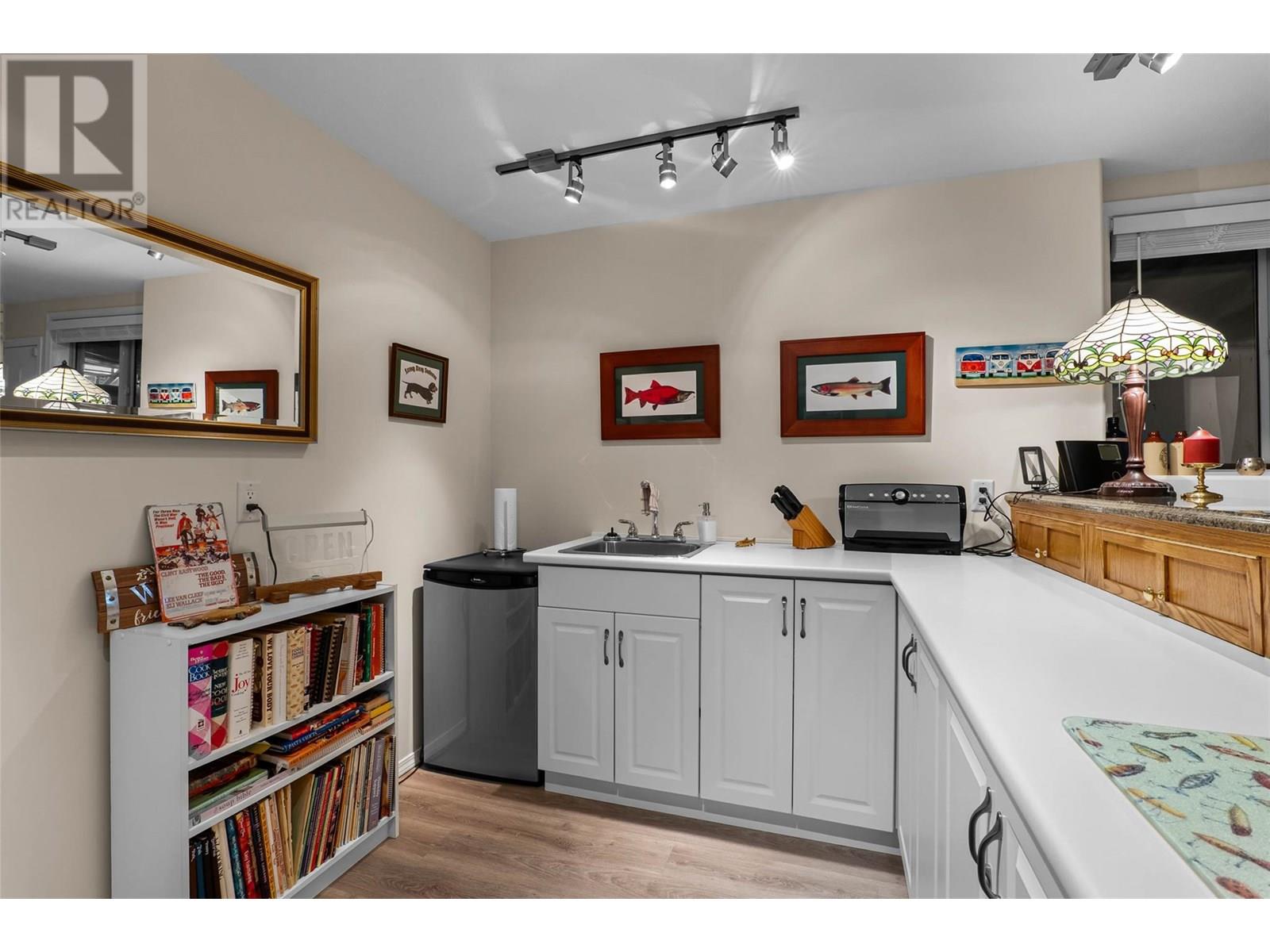 Photo 11 of 3712 Navatanee Drive, Kamloops BC