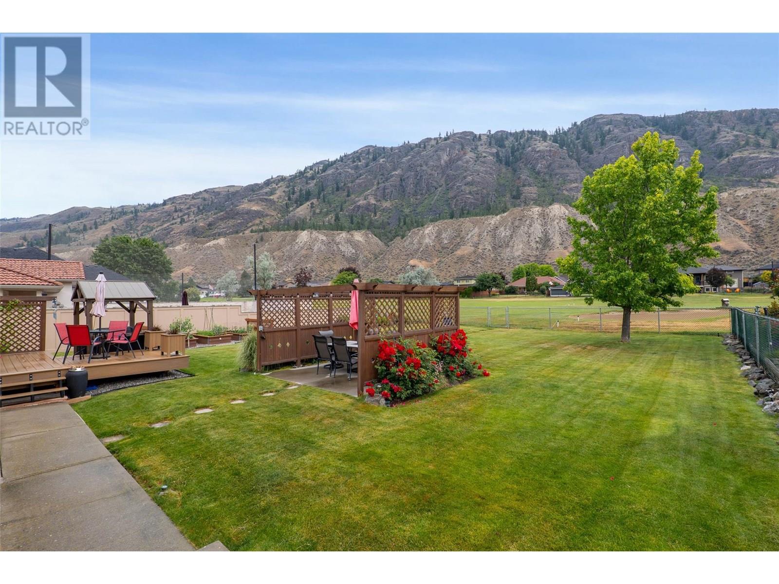 Photo 10 of 3712 Navatanee Drive, Kamloops BC