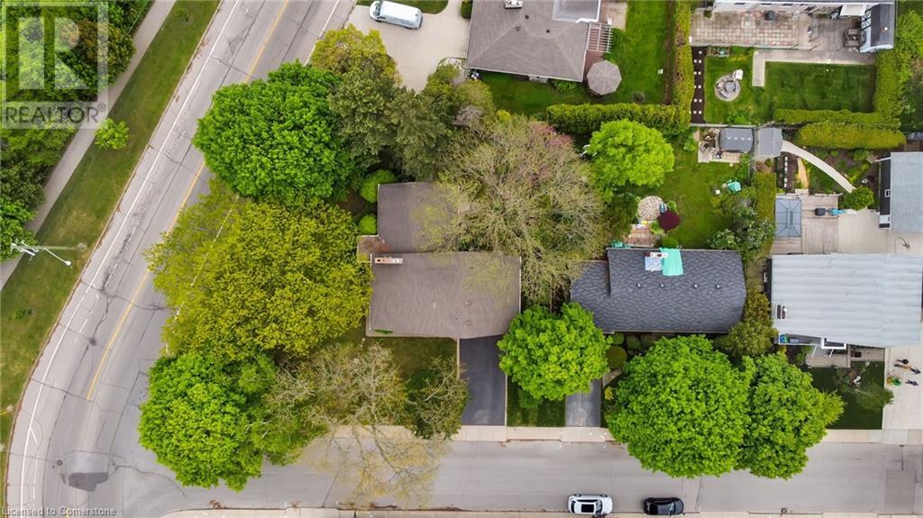 Photo 6 of 617 Scenic Drive, Hamilton ON