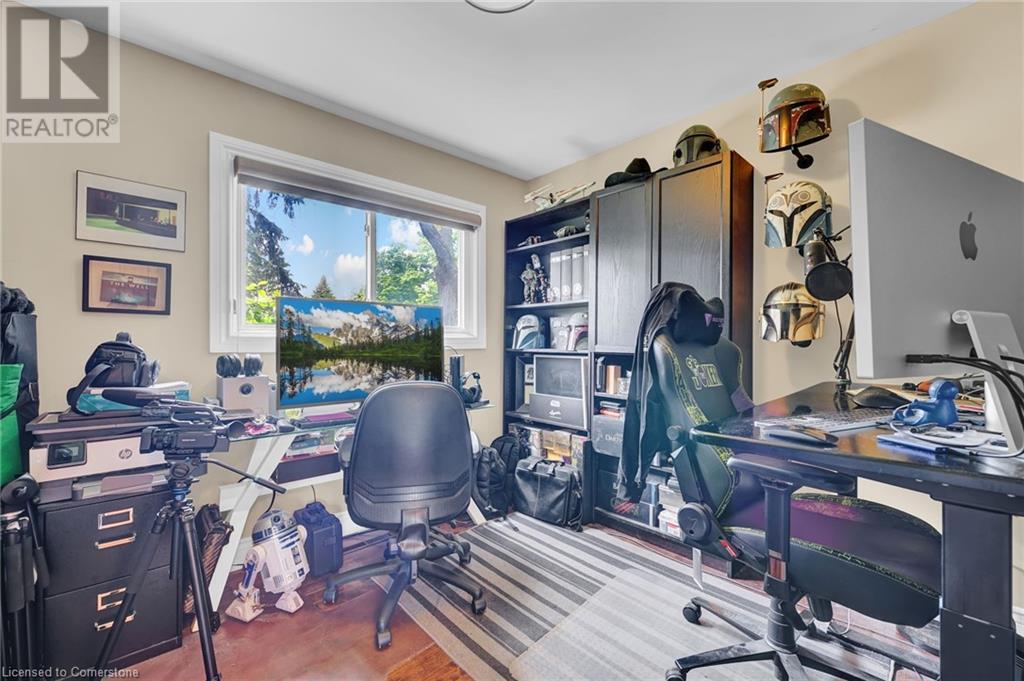 Photo 41 of 617 Scenic Drive, Hamilton ON