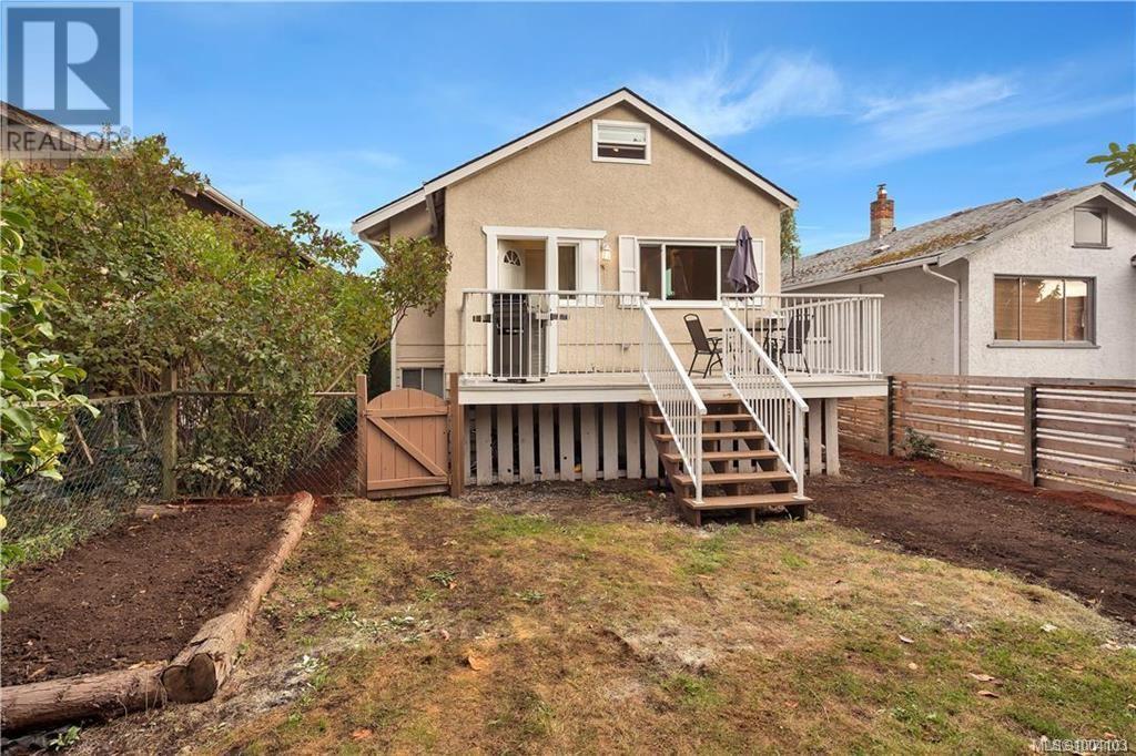 Single Family House Character for Sale in  Finlayson St Victoria 