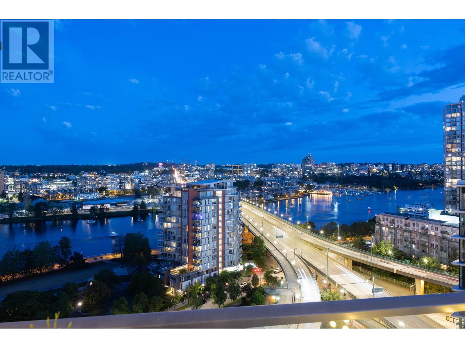 Photo 21 of 2056 38 Smithe Street, Vancouver BC